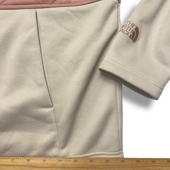 North Face Women's XL Quilted Sweatshirt - Picture 9 of 12